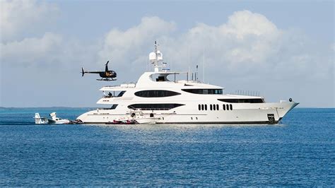 Yachts for Sale with a Helipad .